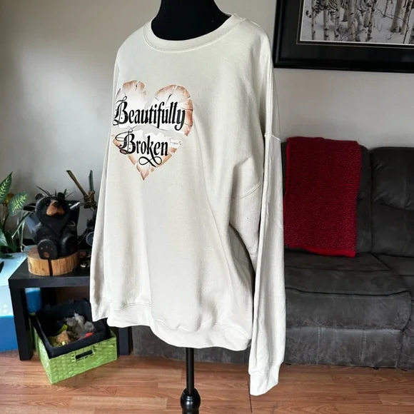 Golden Beautifully Broken Heart Graphic Sweatshirt. PTP 27 - Picture 2 of 8